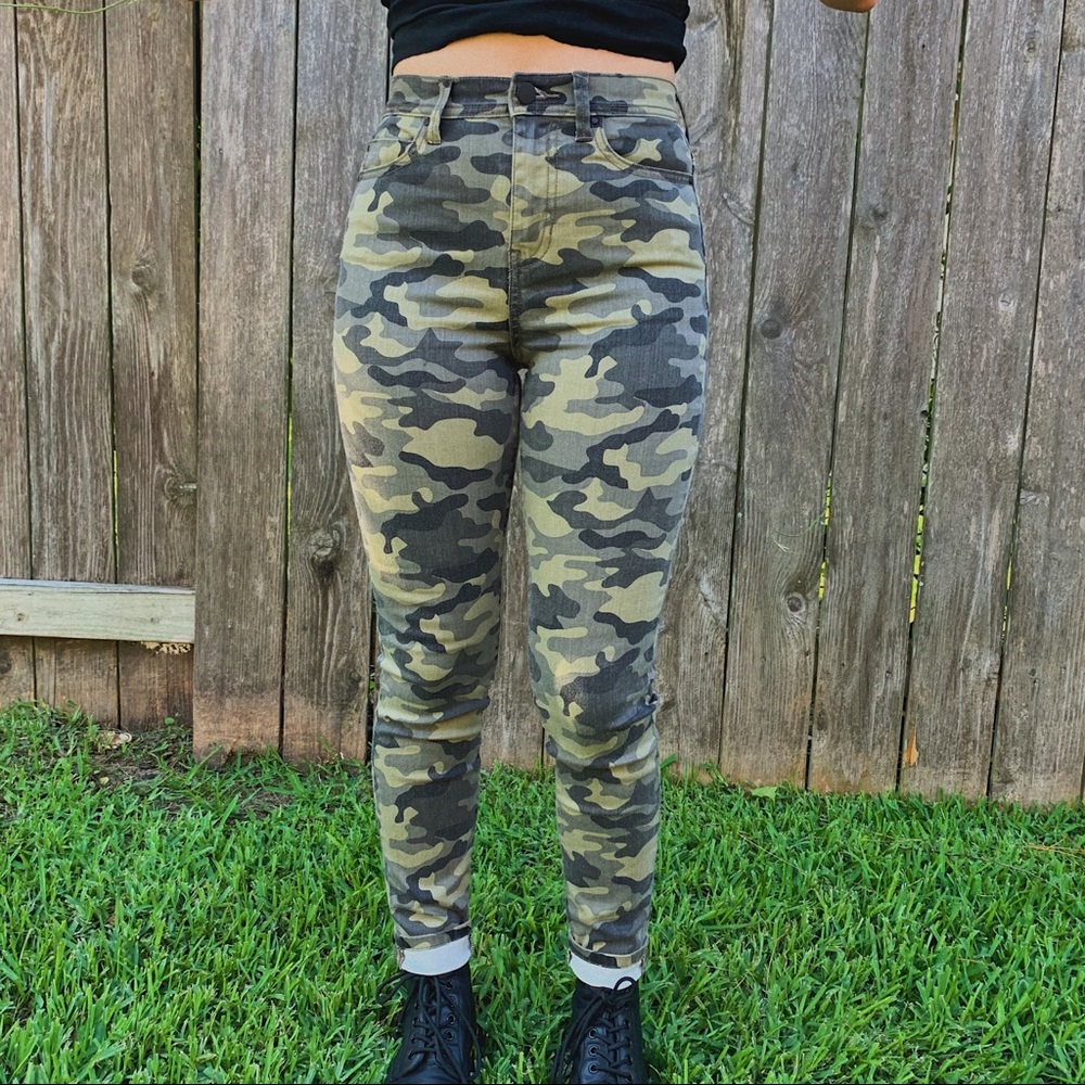 High rise camo skinny jeans